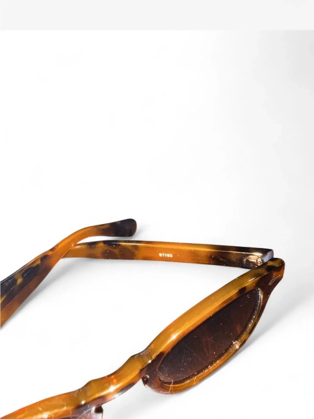 Women's Tortoiseshell Round Sunglasses - Brown Lens